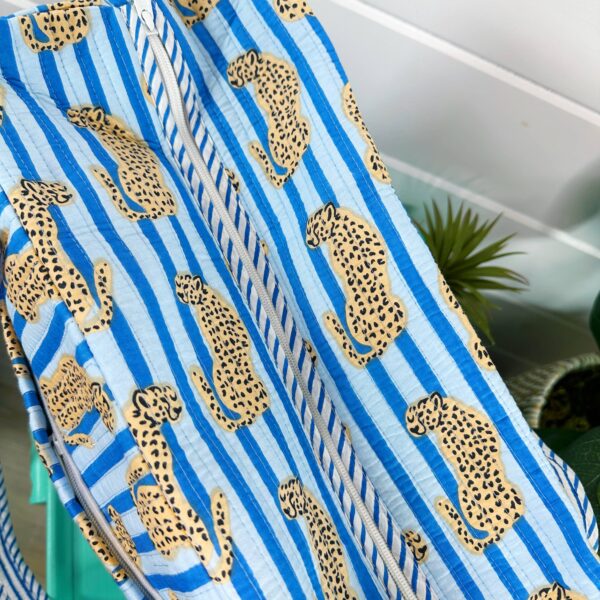 Quilted Weekender Bag | Jaguar Print - Image 4