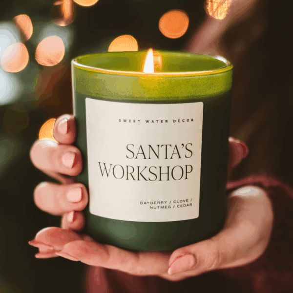 Santa's Workshop 15 oz Soy Candle - Image 4