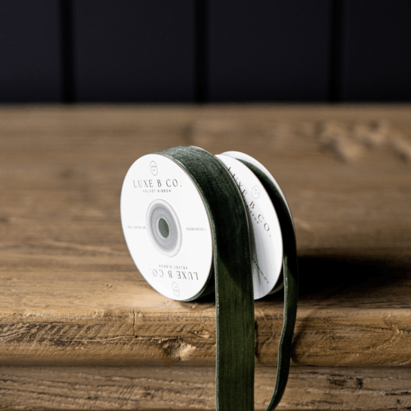 Forest Green Velvet Ribbon: Medium