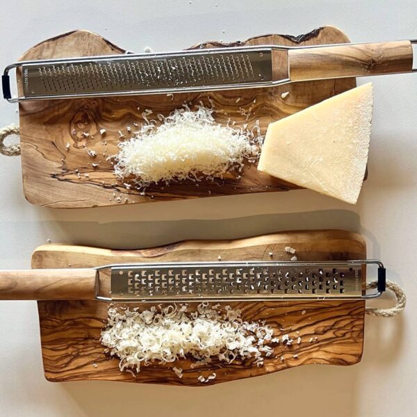 Italian Mandolin Paddle Grater: Coarse Grade - Image 3