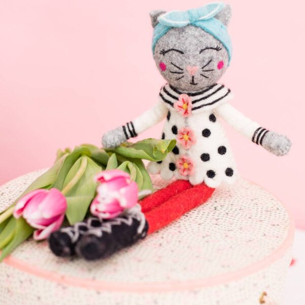 French Knot - French Knot Animal Friend - Sophia the Cat - Image 2