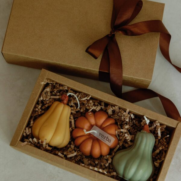 Pumpkin candle Gift box, Apples and Maple Bourbon - Image 3