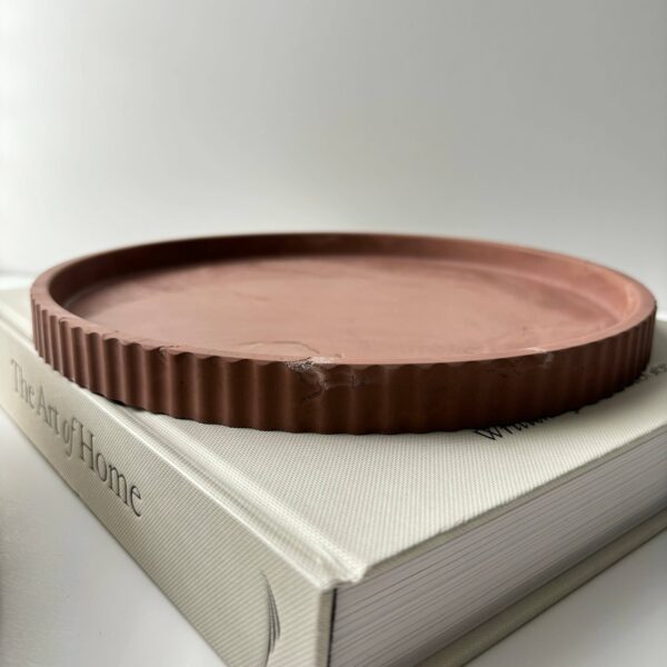 Joma - Concrete Fluted Tray | Round Concrete Tray: Black fusion marble - Image 4