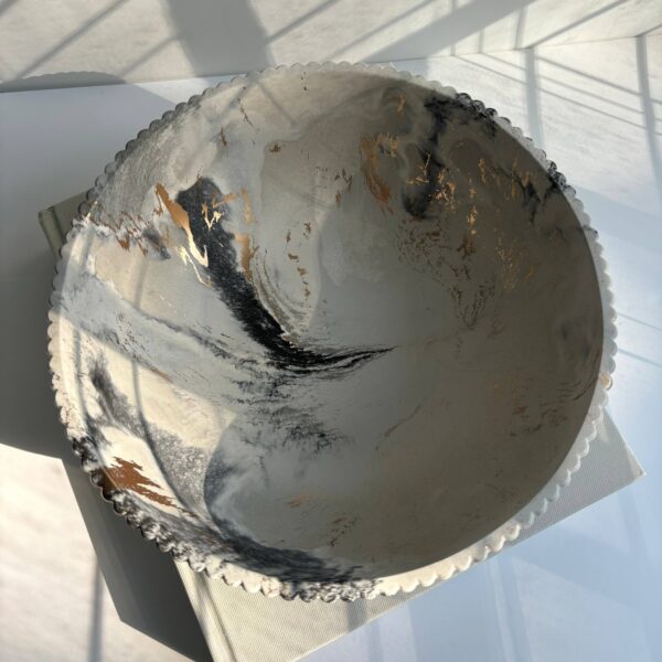 Temis- Fluted Bowl: Black Fusion Marble - Image 4