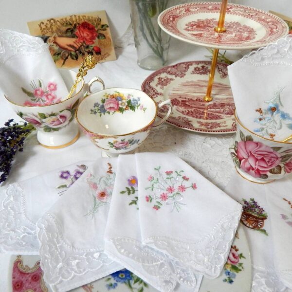 Embroidered Napkins Floral Lace - Image 5