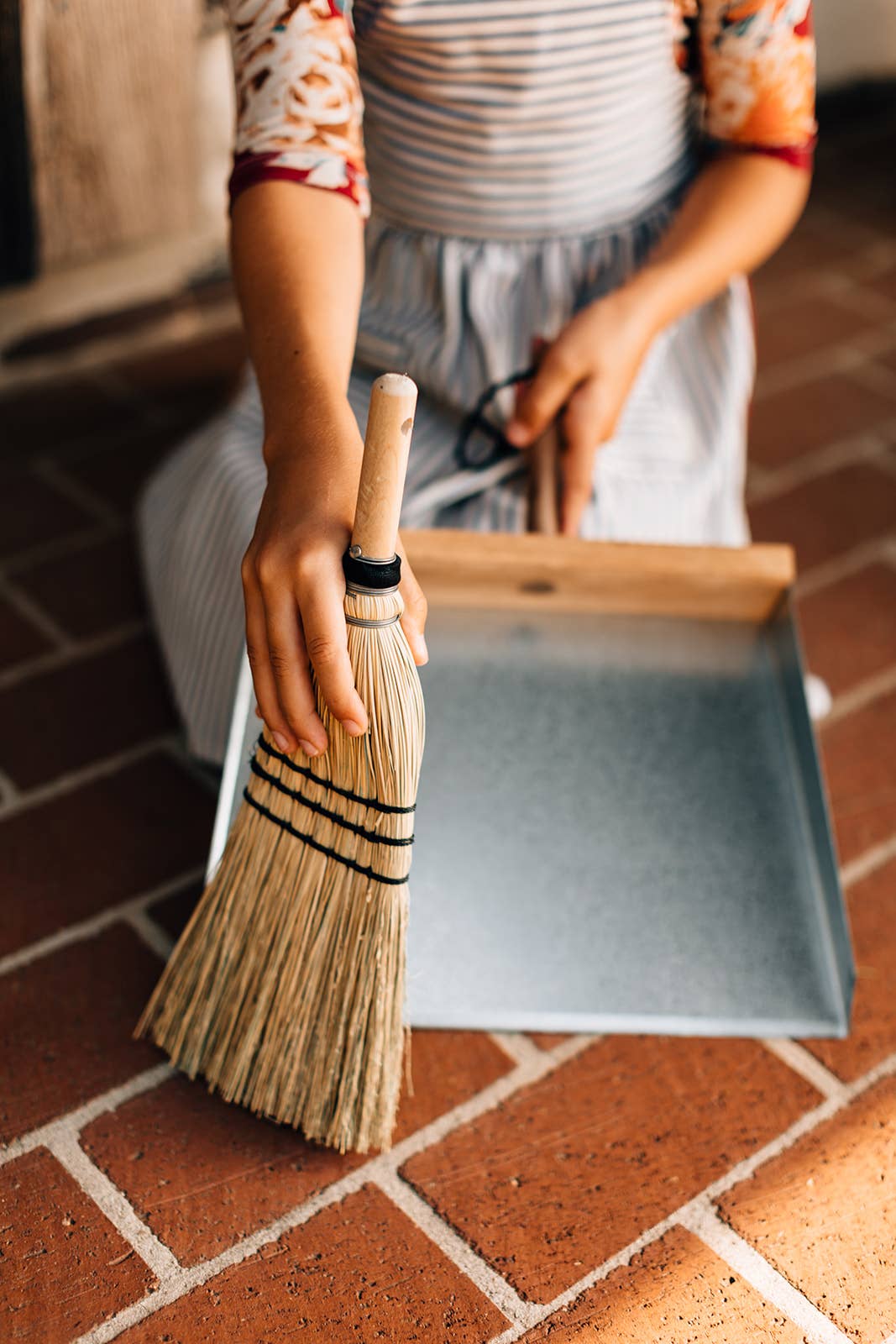 Millstream Home - The Hand Broom - Image 6