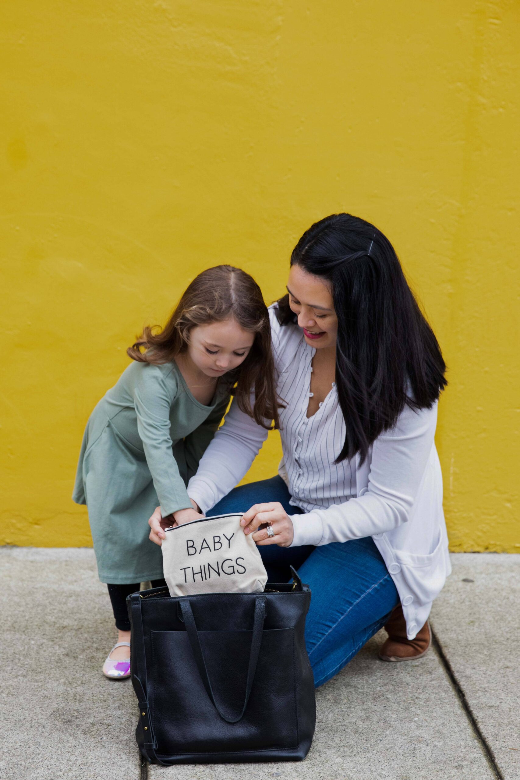 Pearhead - Mommy and Baby Travel Pouches - Image 5