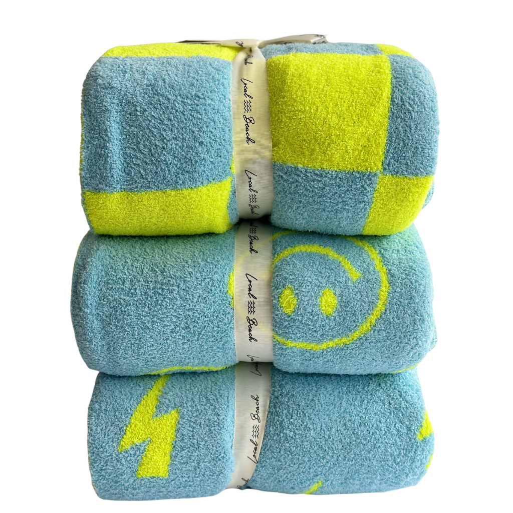 Smiley Luxe Home Blanket: New Neon Citron/Blue - Image 13