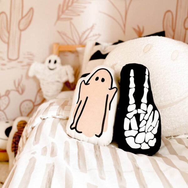 Imani + KIDS by Imani Collective - Ghost pillow - Image 2