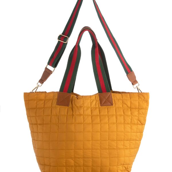EZRA TRAVEL TOTE: Magenta - Image 22
