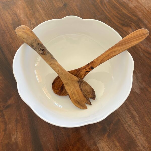 Relish - Scalloped Serving Bowl - Image 2