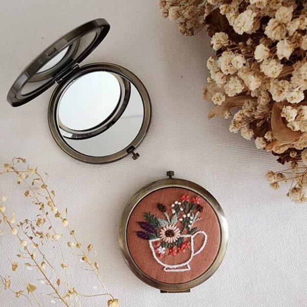 Quince Fables - Floral Embroidered Compact Mirror, Collection Sophia - Image 3
