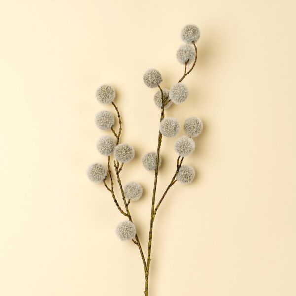 Fuzzy Pom Pom Spray