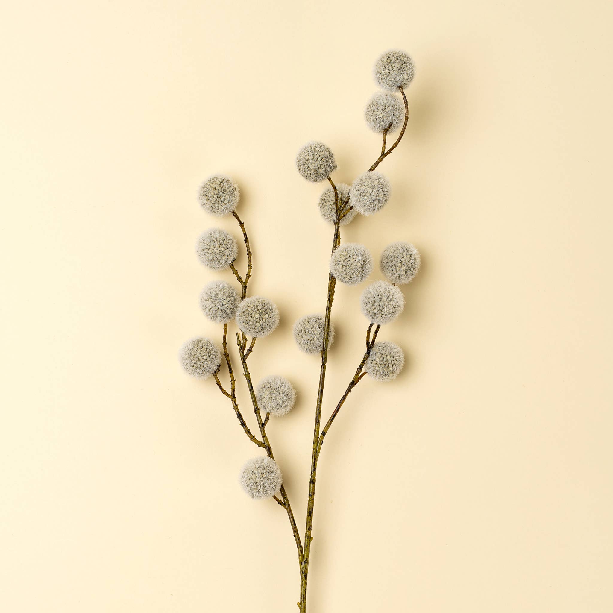 Fuzzy Pom Pom Spray