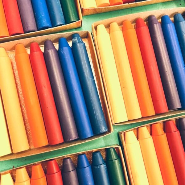 Organic Beeswax Crayons: 8 Rainbow Colors in Stick - Image 3