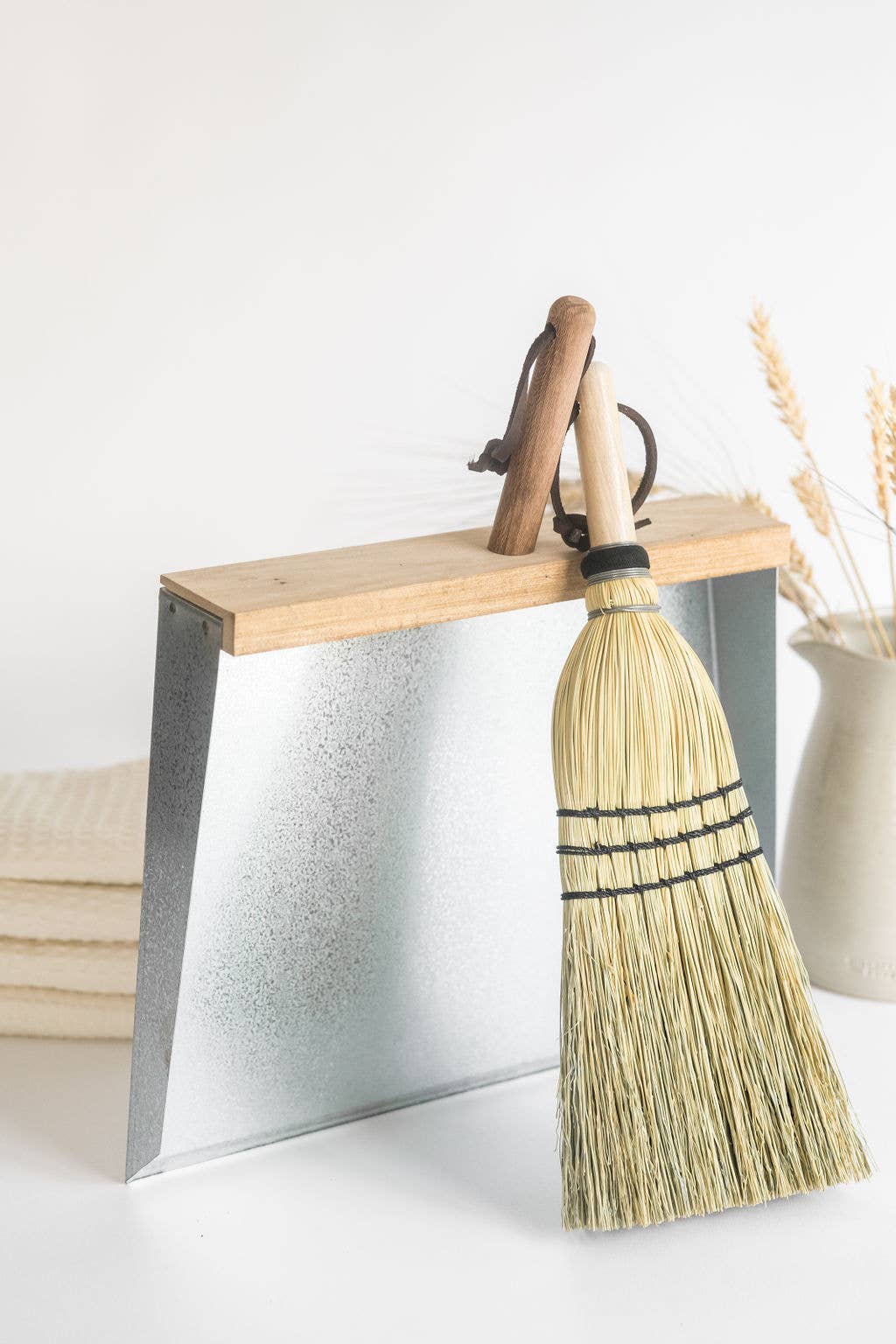 Millstream Home - The Hand Broom - Image 2