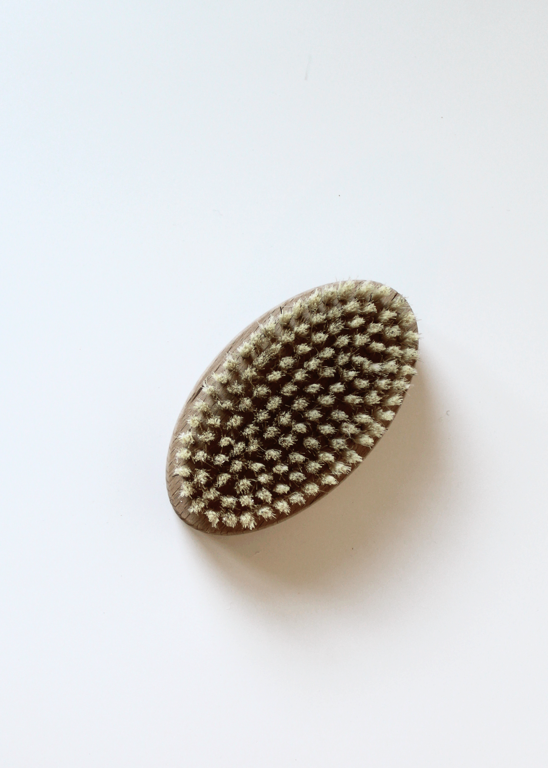 Murchison-Hume - Laundry Brush - Image 5