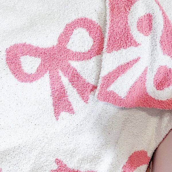 Pink and White Bow Luxury Blanket - Image 3