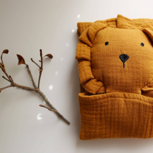 Toffee Lion Organic Cotton Muslin Lovey Blanket - Image 12